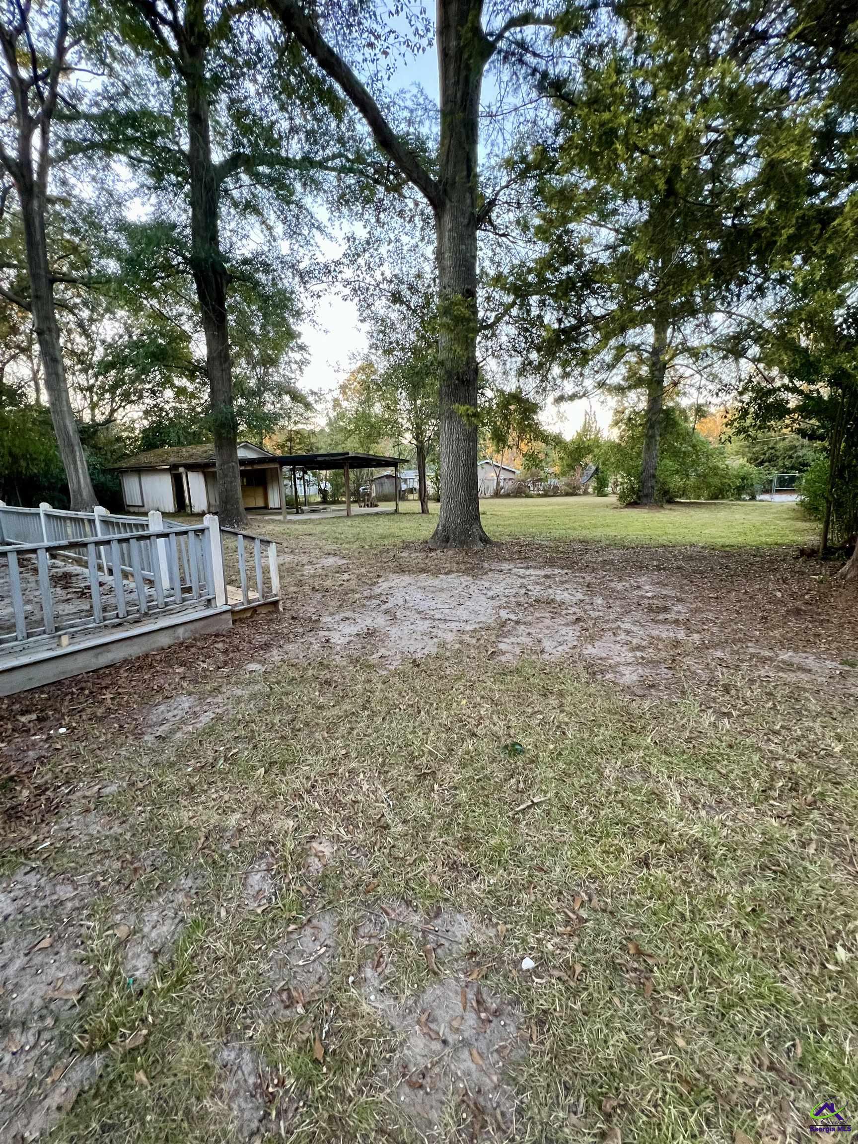 1152 Lovely Lane