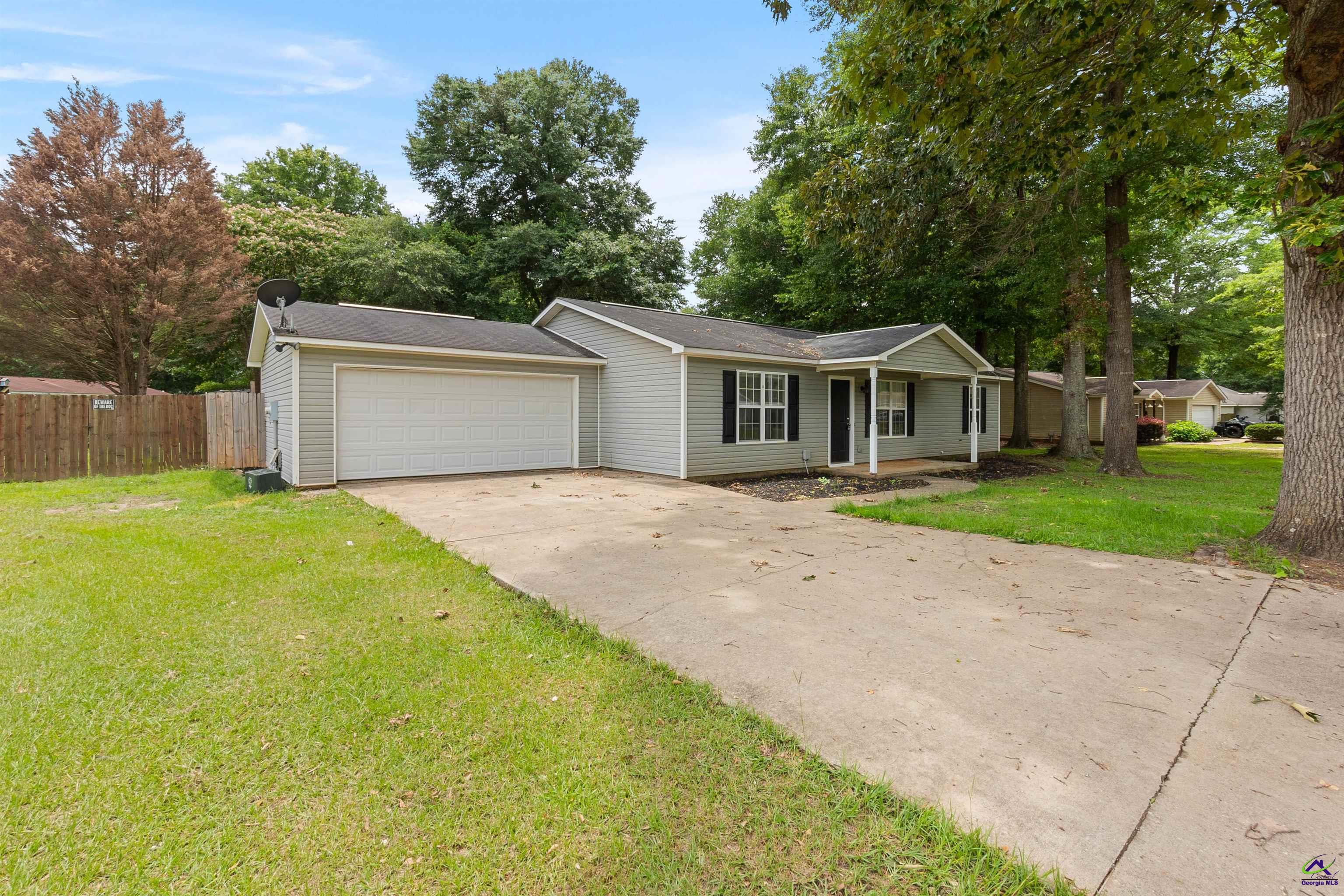 315 Woods Trail