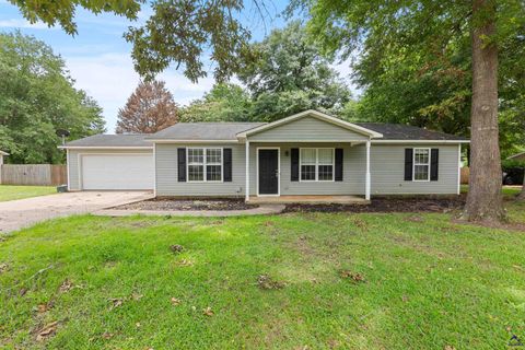 315 Woods Trail Perry GA 31069