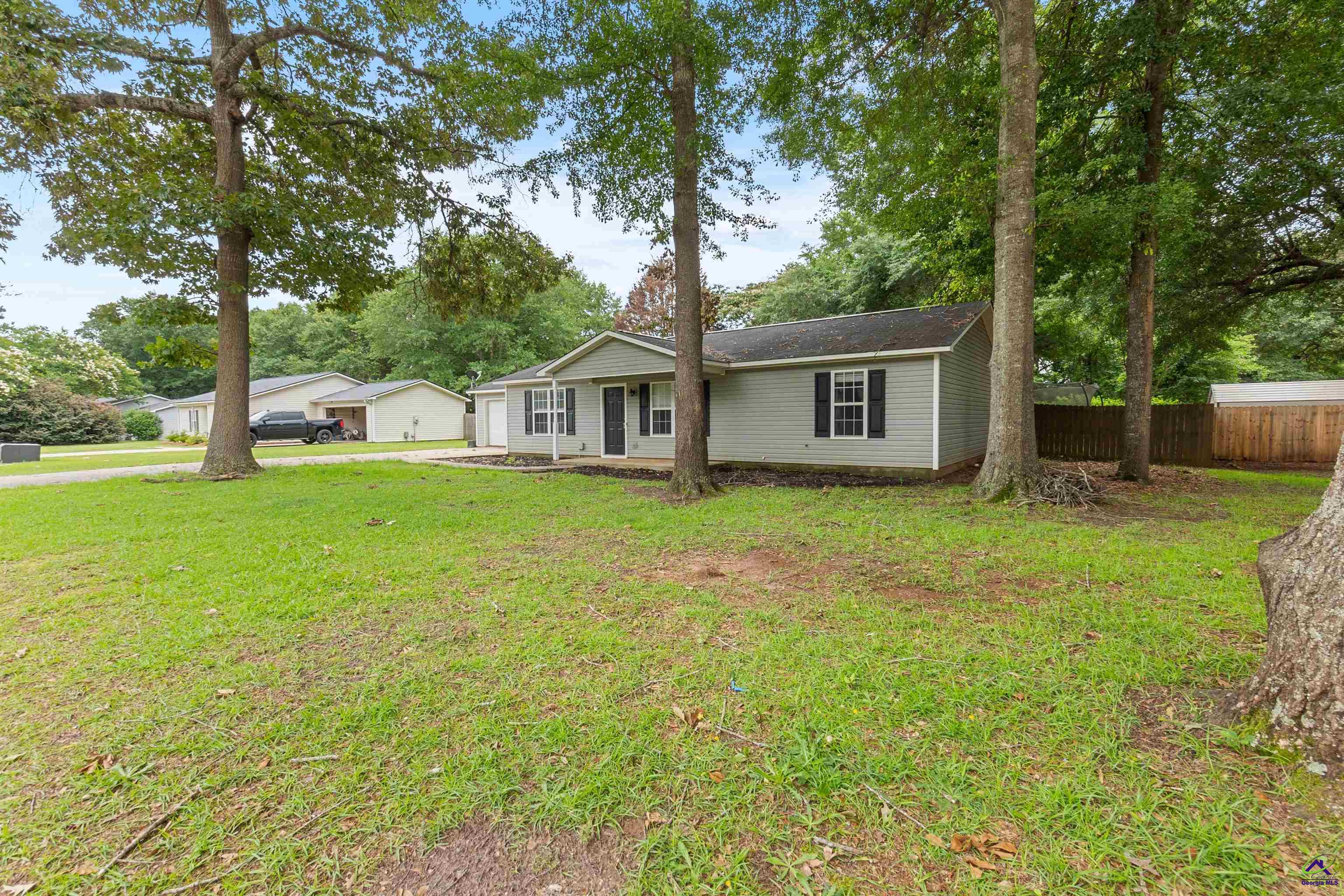 315 Woods Trail