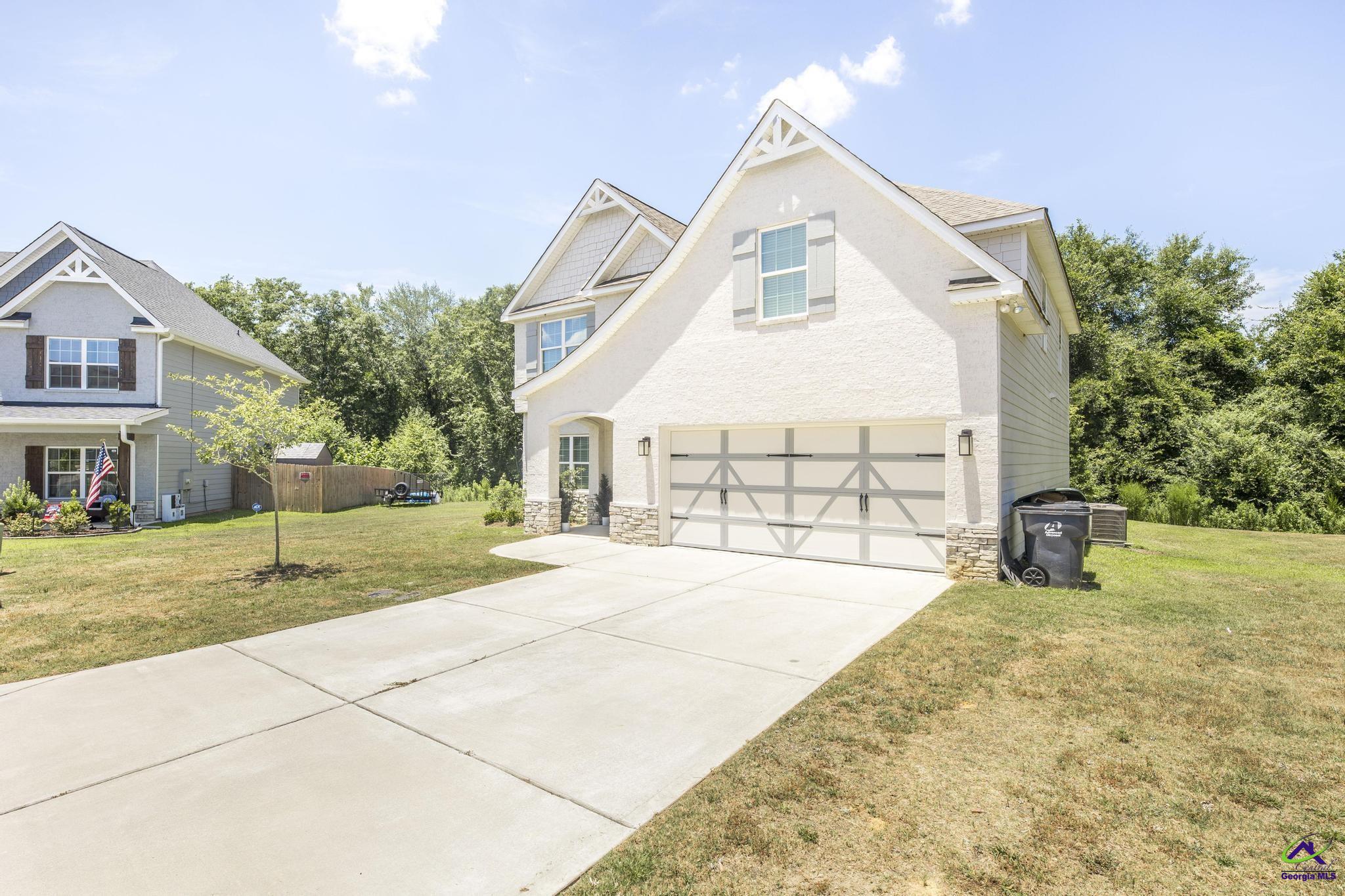 316 Shoshone Circle