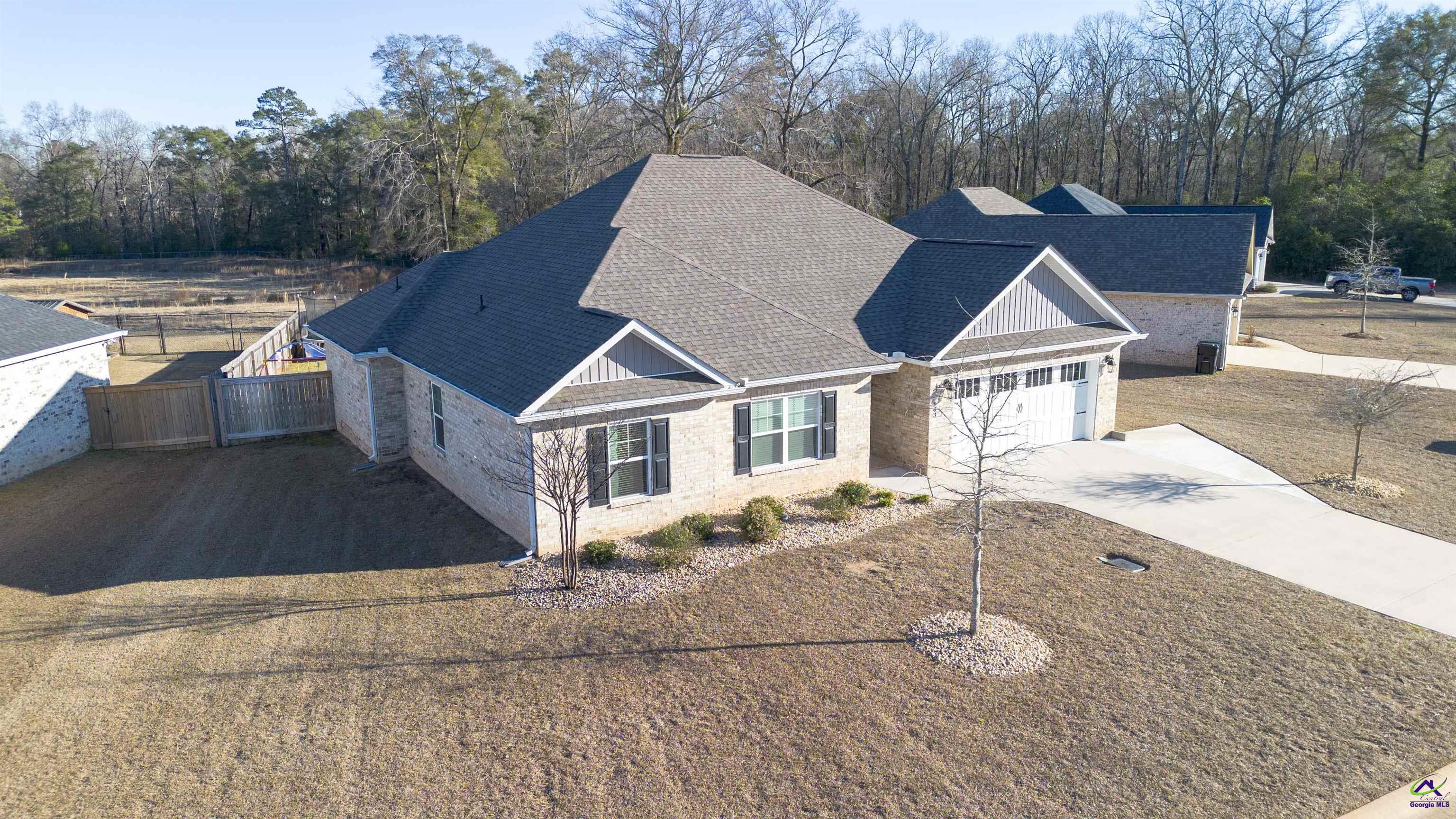 503 Hunts Landing Drive