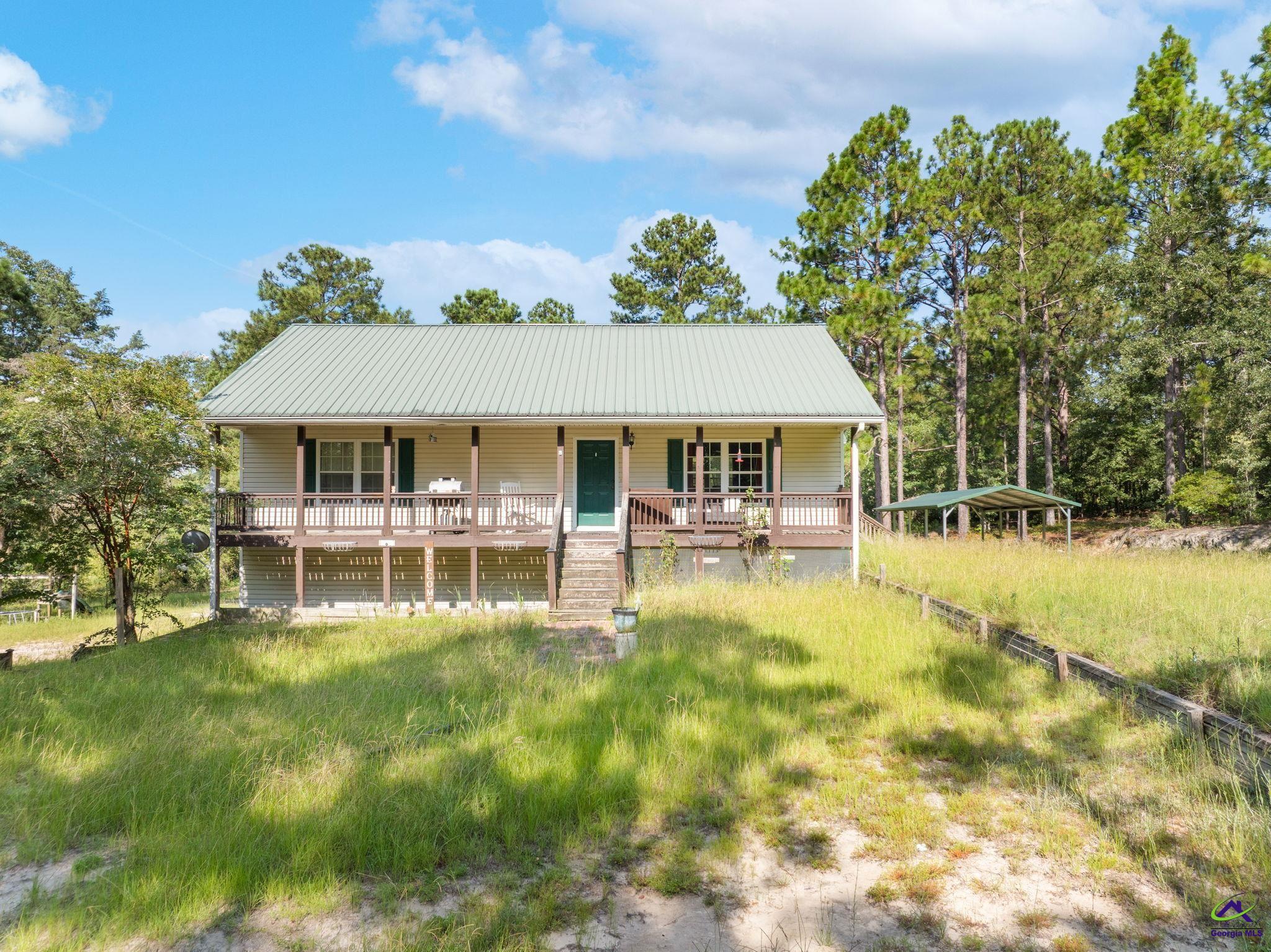 717 Moncrief Road