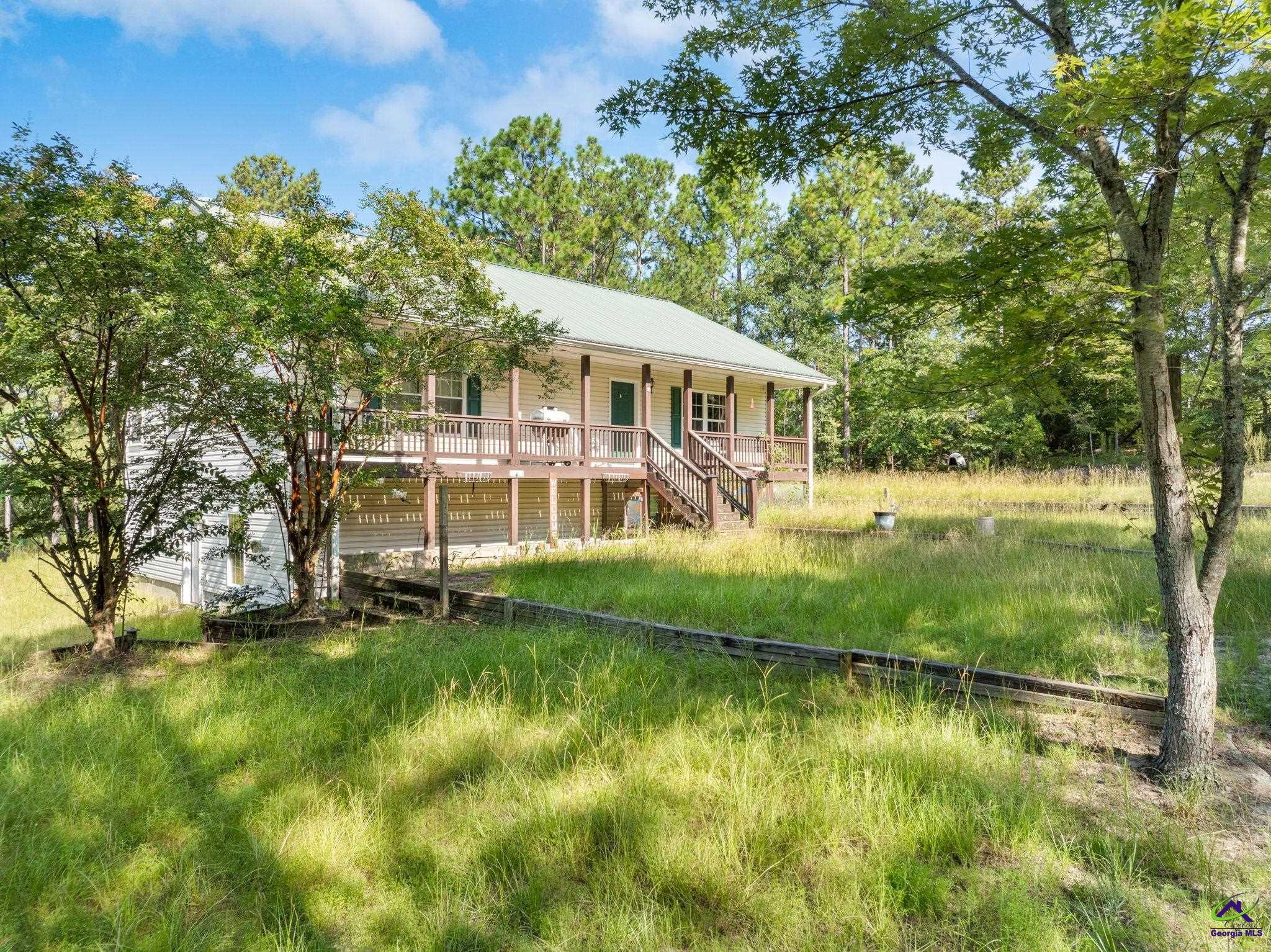 717 Moncrief Road