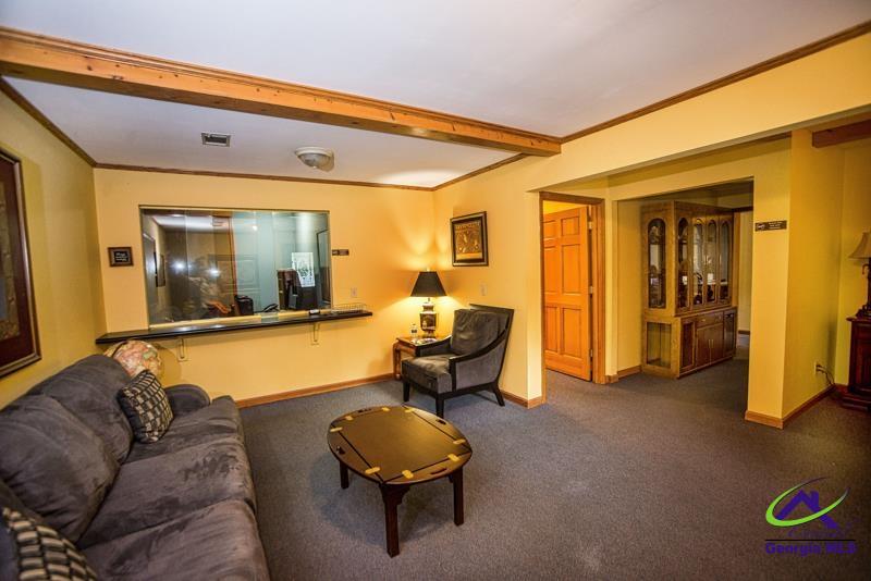 403 1/2 Pleasant Hill Road