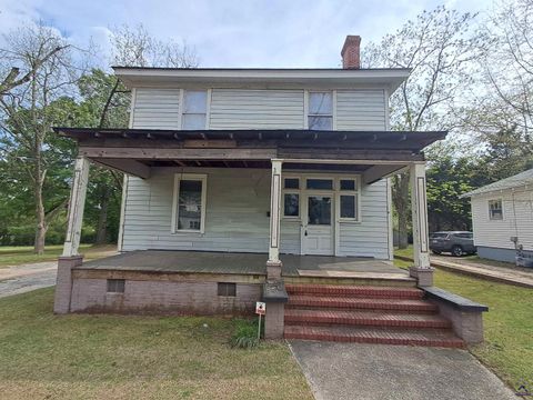 401 Forsyth Street Barnesville GA 30204