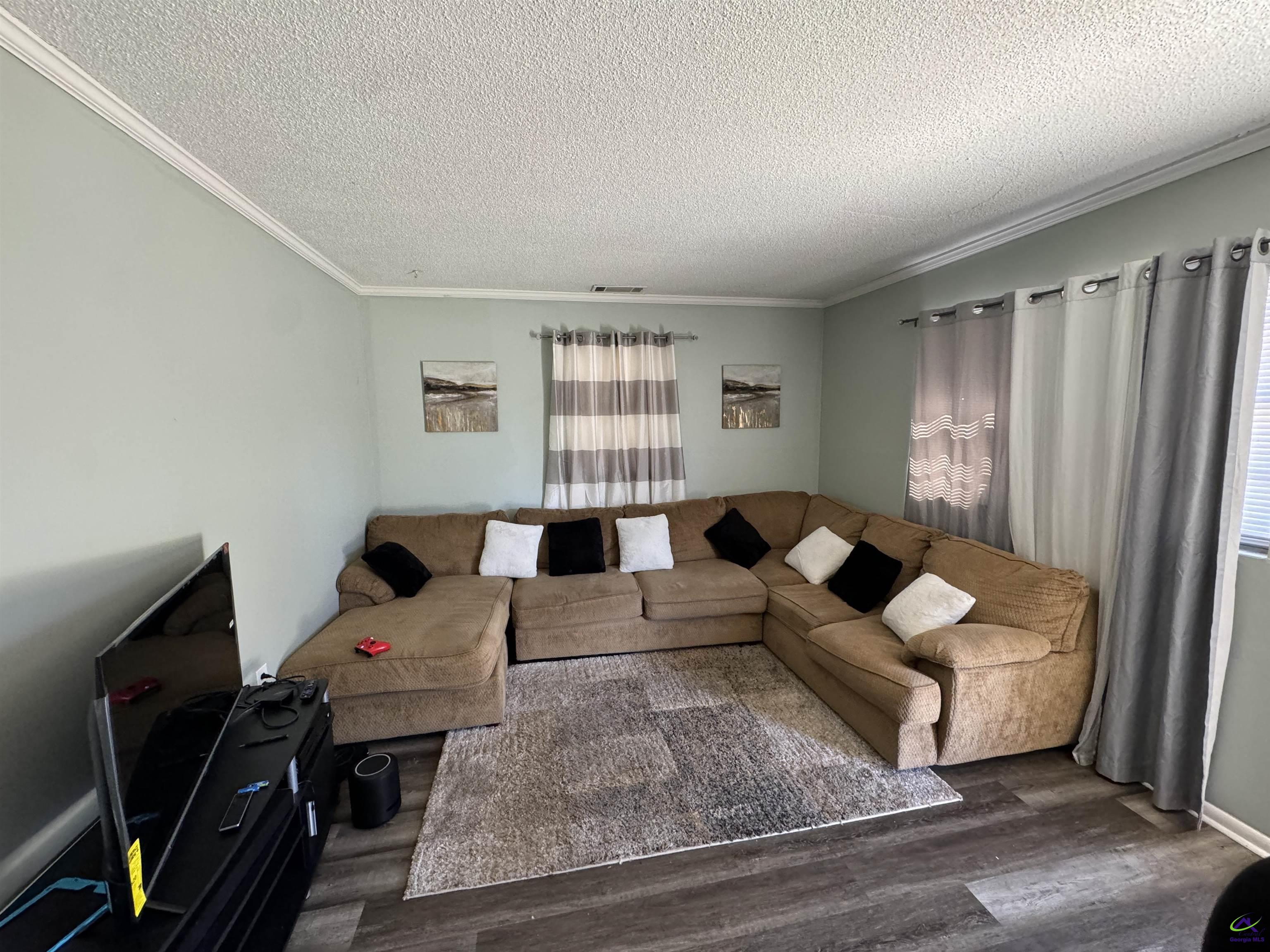 124 Flanders Drive