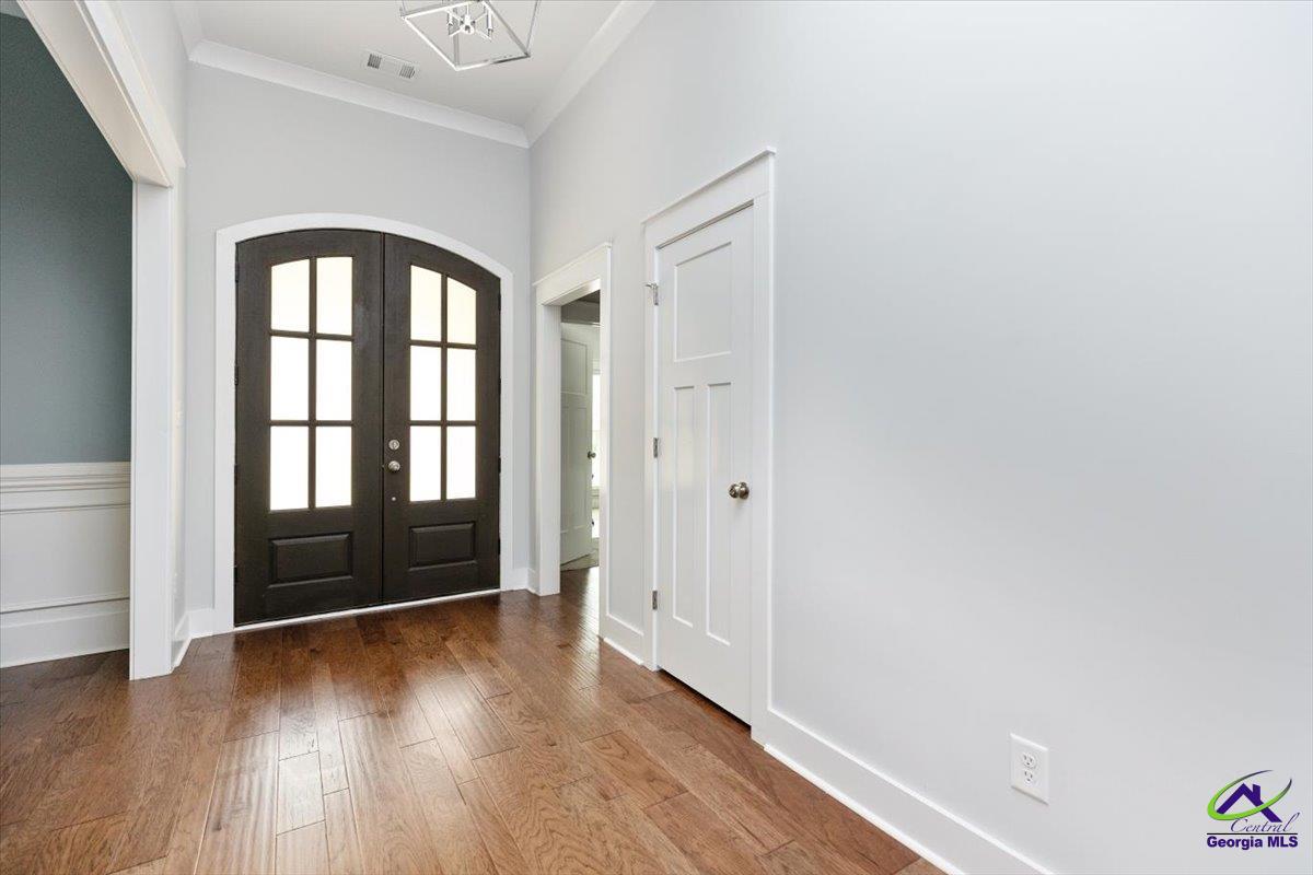 219 Rustic Live Oak Trail