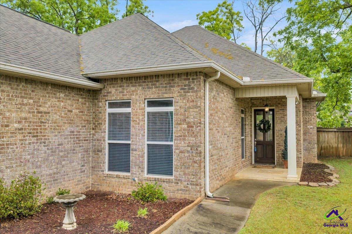 200 Greythorne Drive