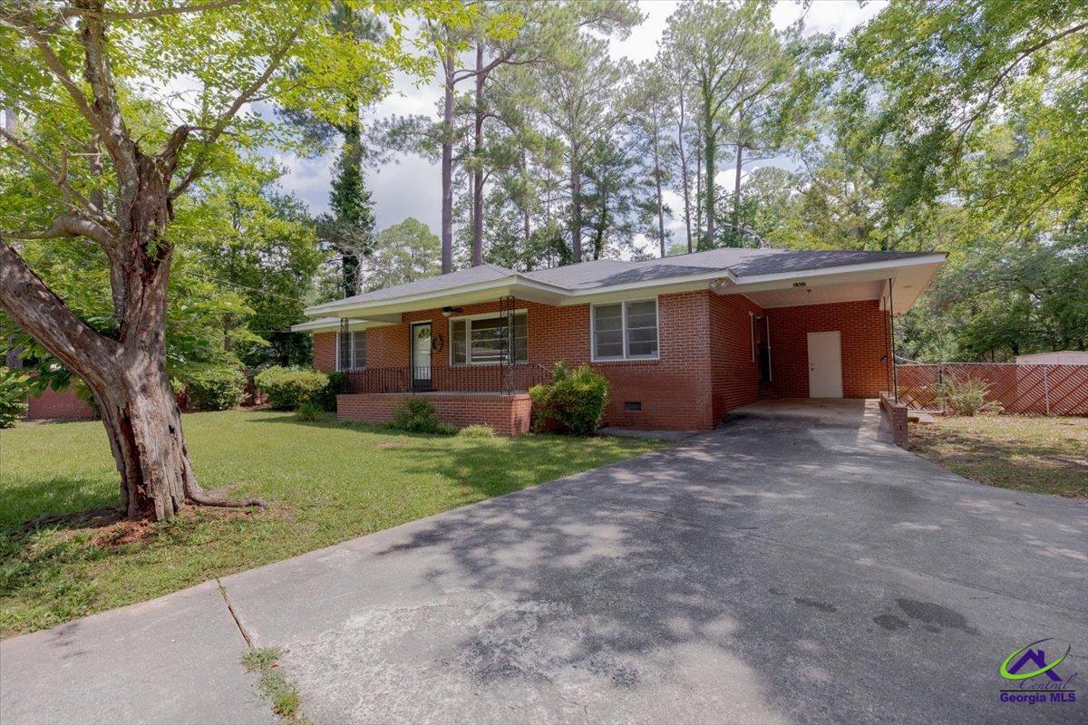 3307 Hallwood Circle