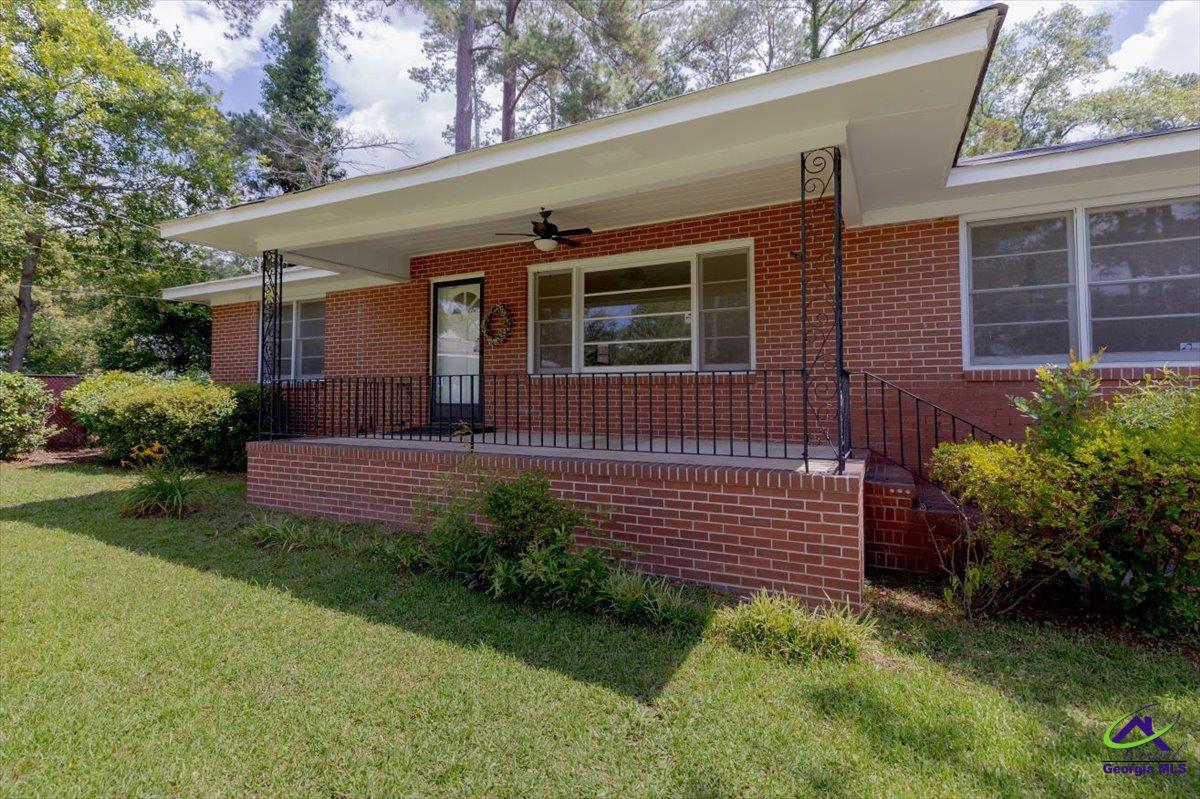 3307 Hallwood Circle