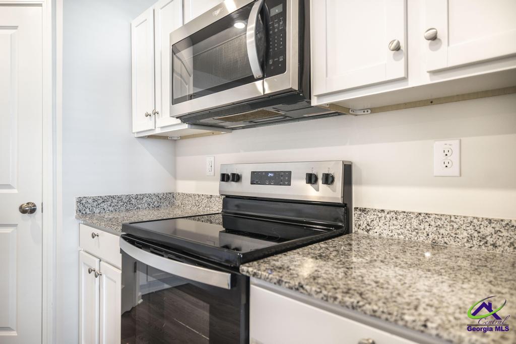 109 Creek Bluff Trail