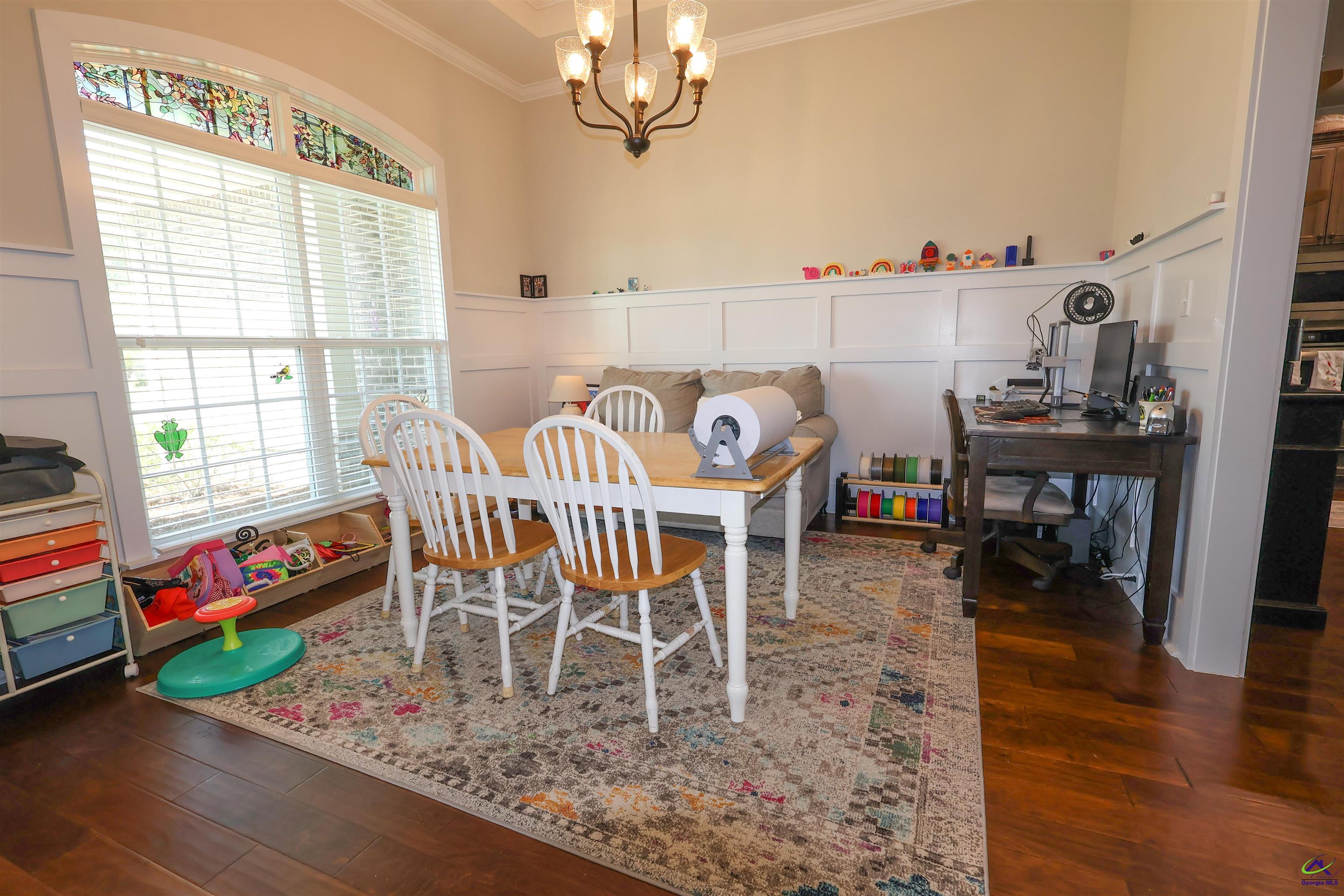 410 Stonegate Trail