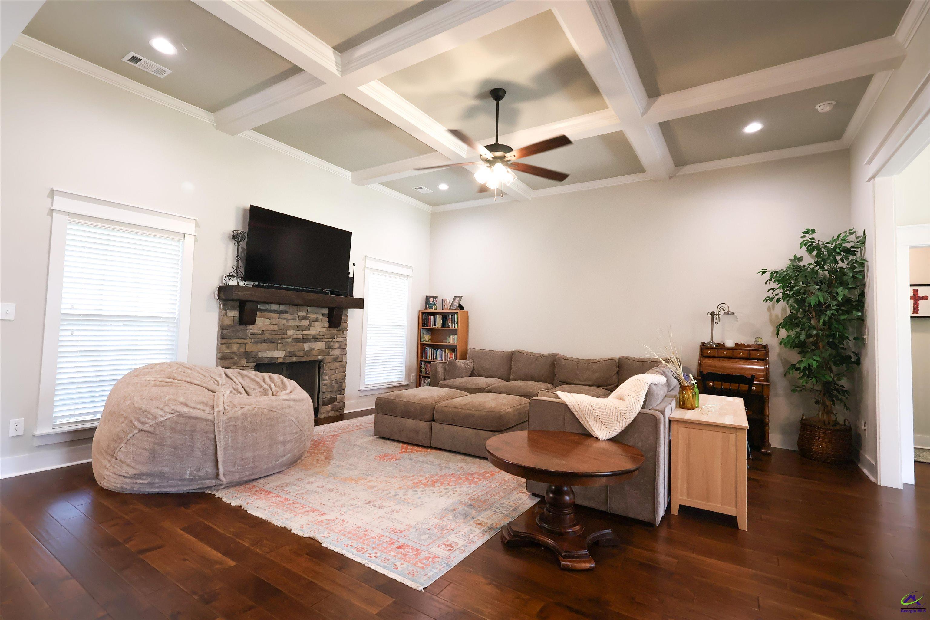 410 Stonegate Trail