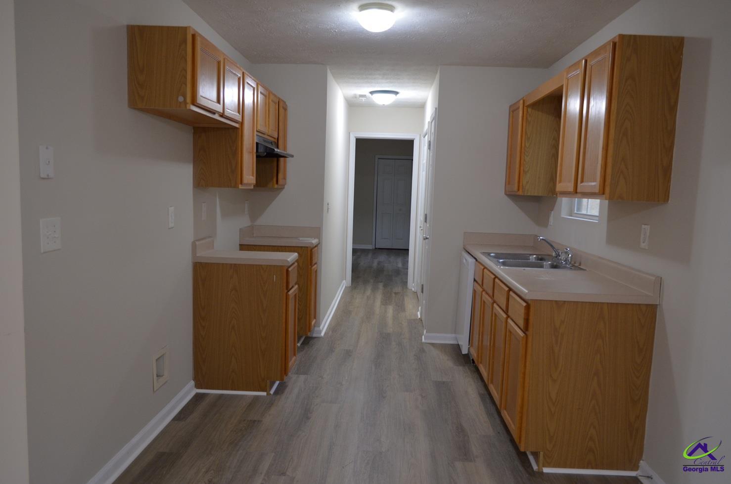 4562 Pine Valley Drive