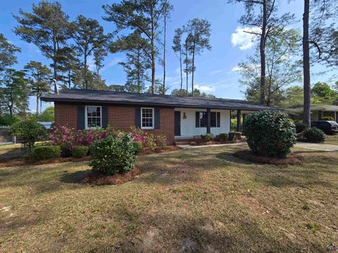 92 Mathews Street Fort Valley GA 31030