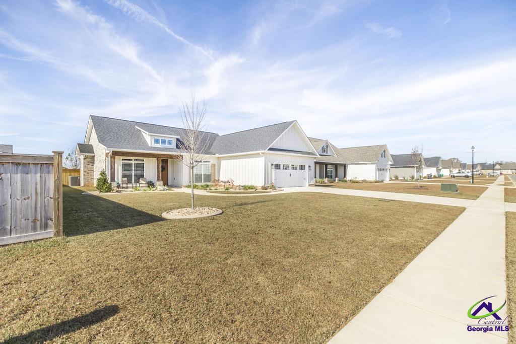 103 Fieldview Ln