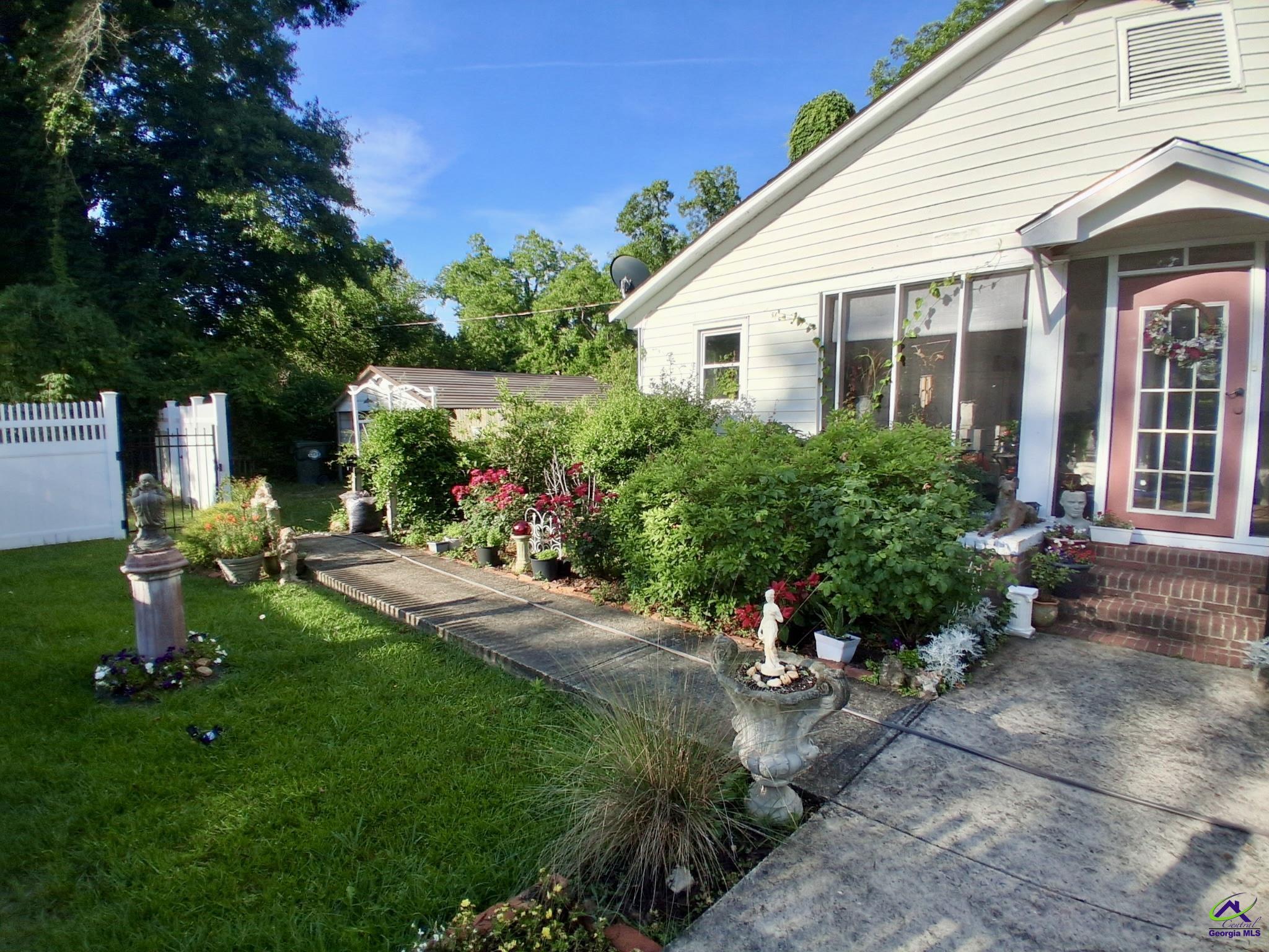 201 Old Perry Road