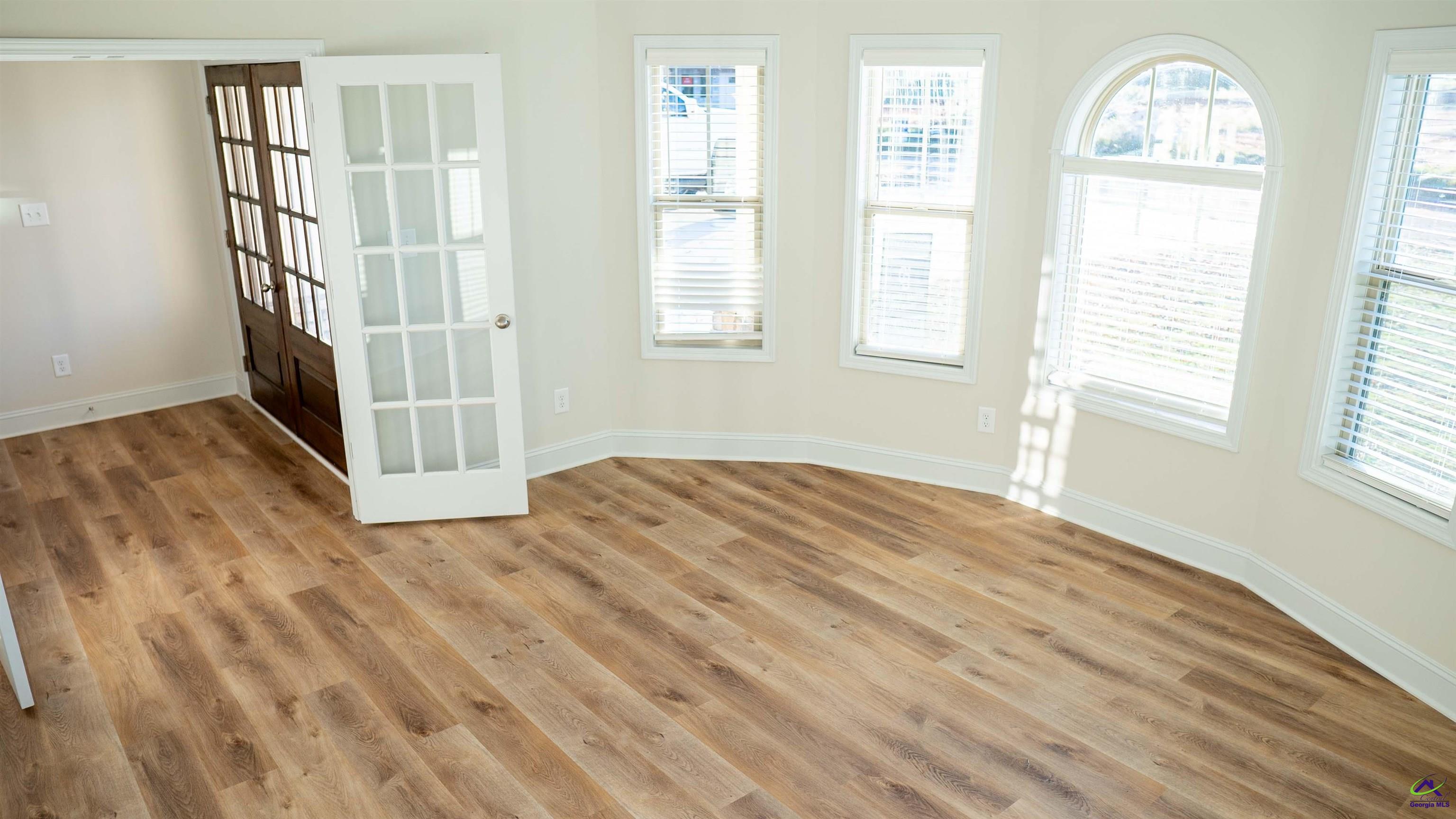706 Big Tree Court