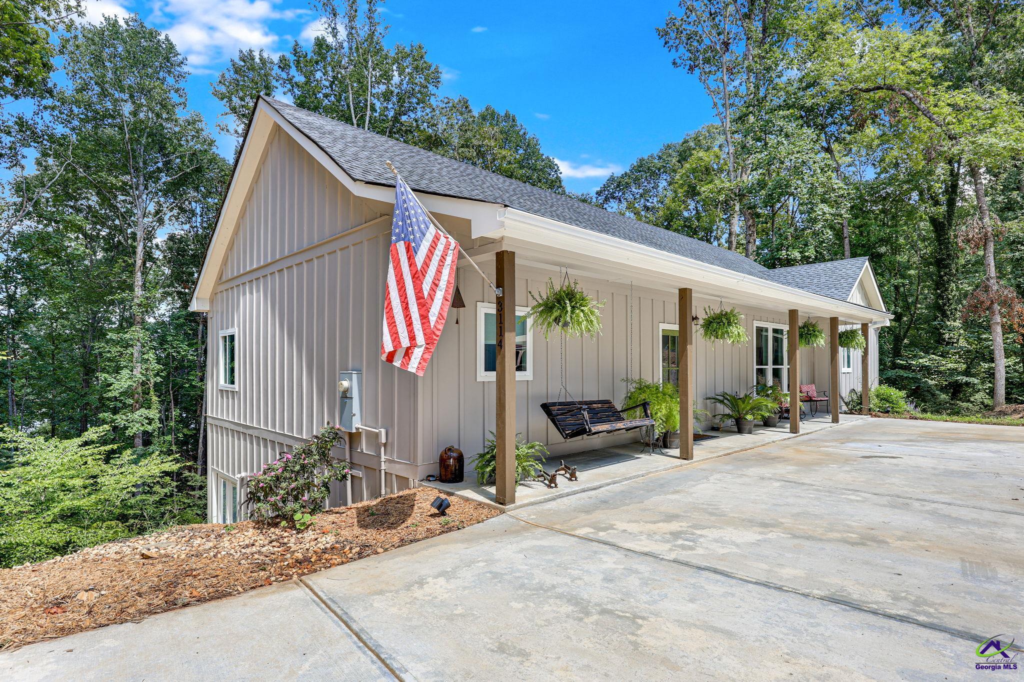 3114 Lake Ranch Dr