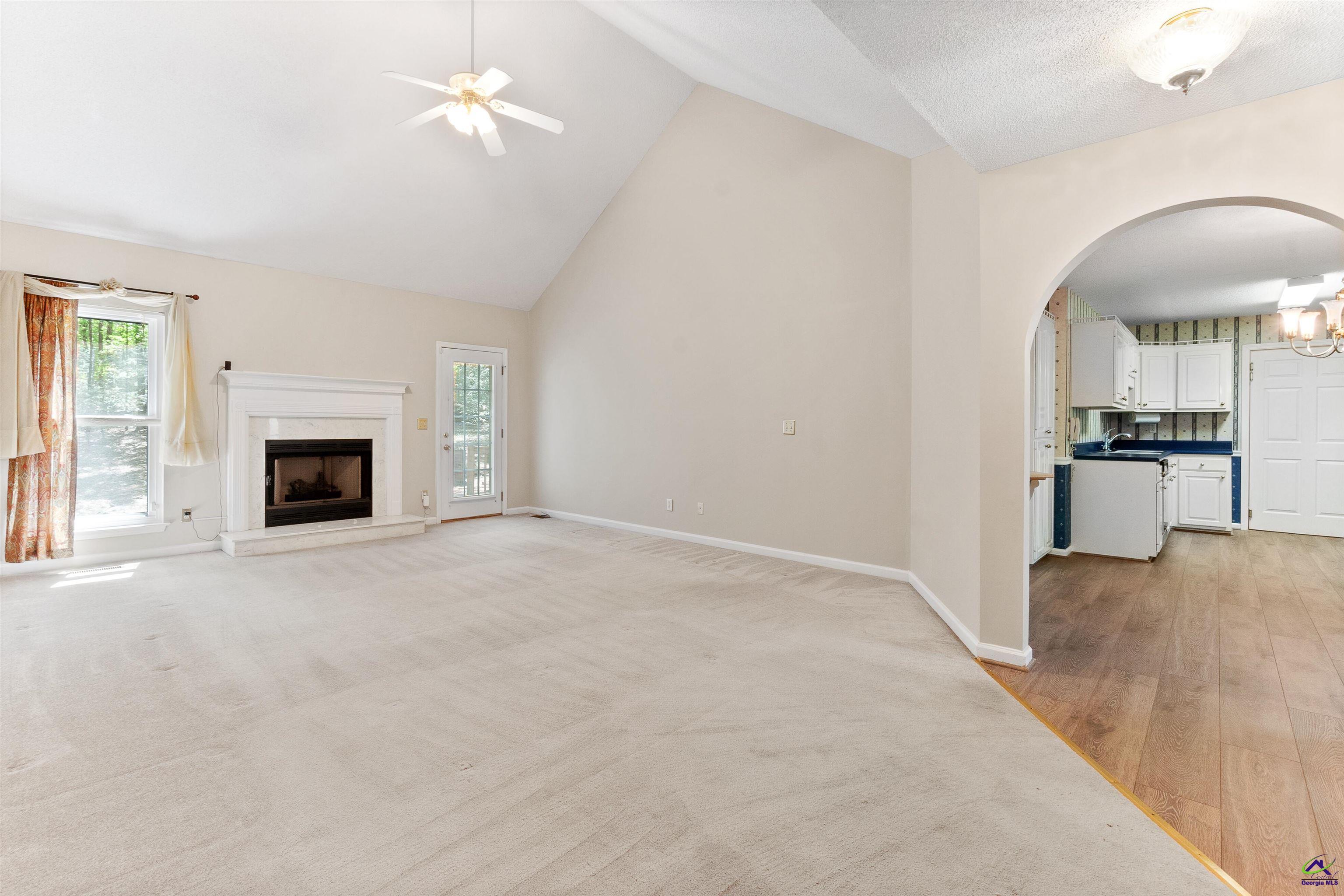 508 Candlewick Ct