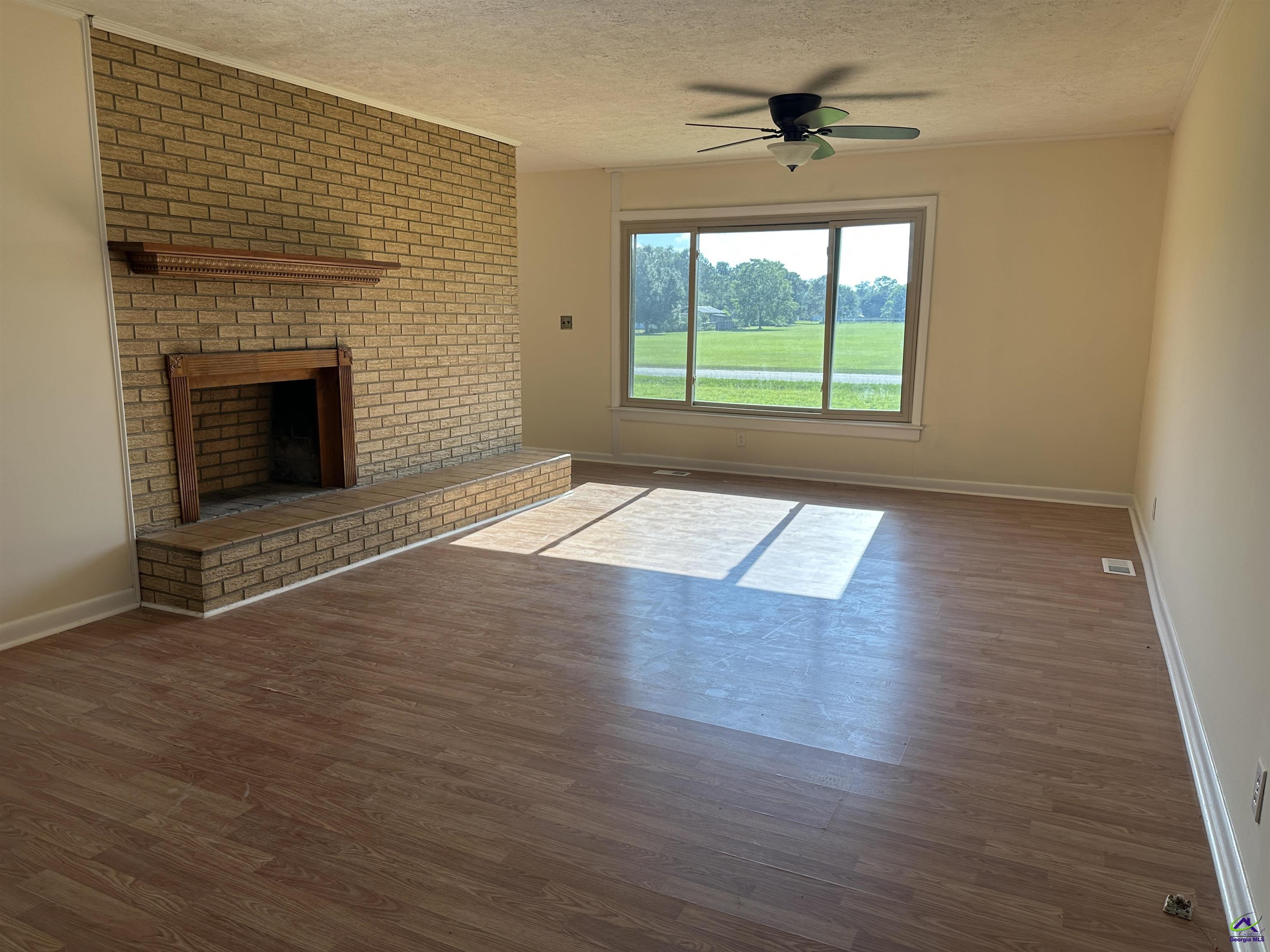 991 Ross Road