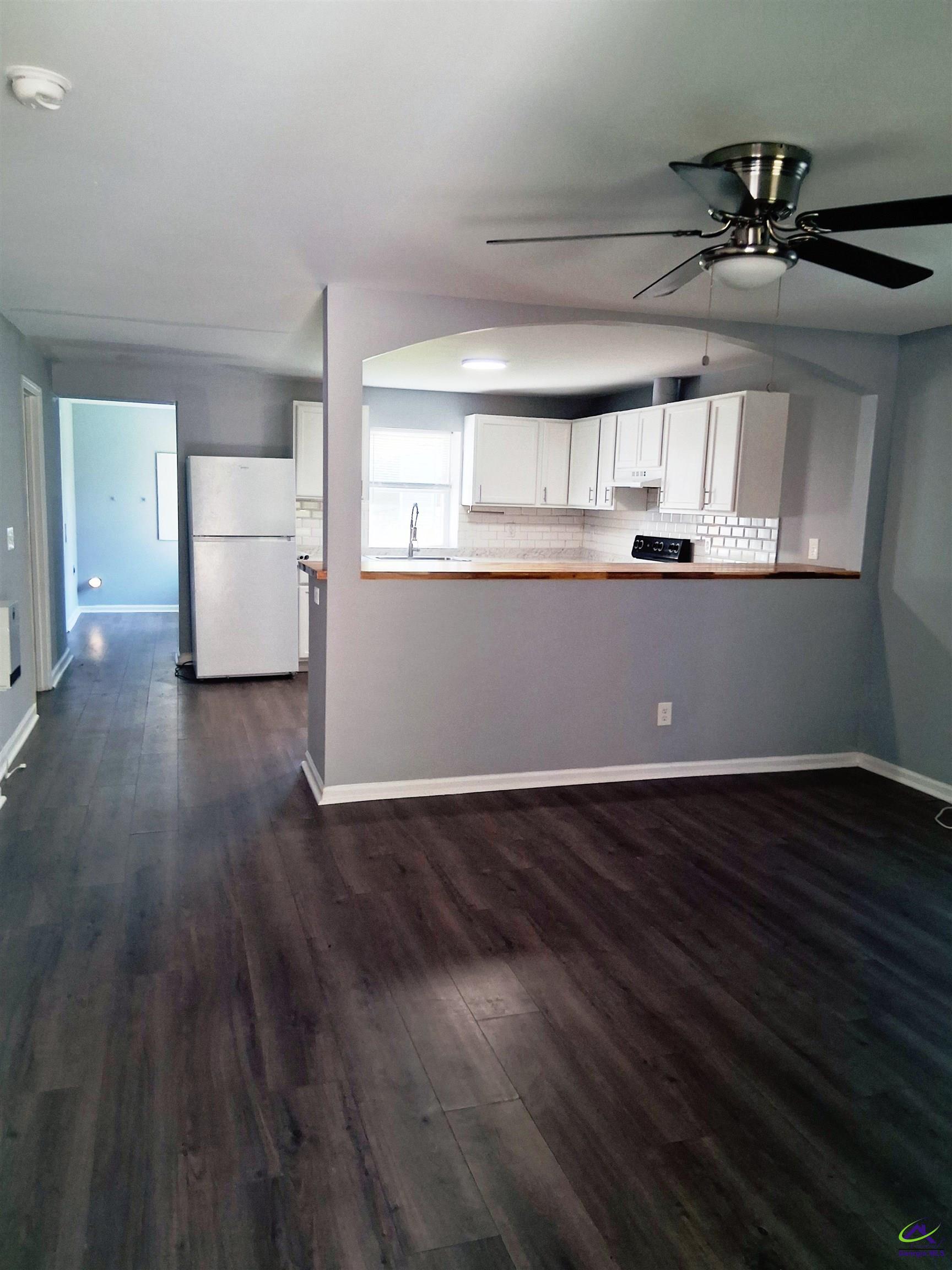 3990 Atlantic Avenue