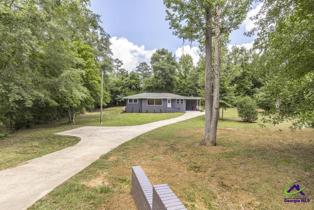 880 Winchester Circle