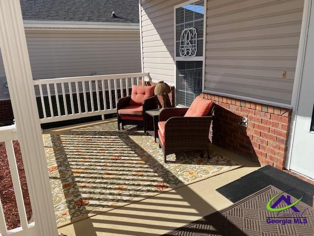 304 S Houston Springs Boulevard