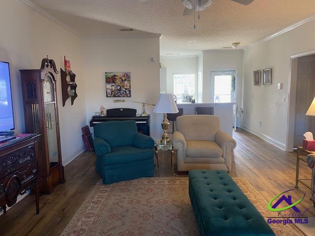 304 S Houston Springs Boulevard