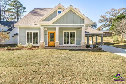 905 Massee LN Perry GA 31088