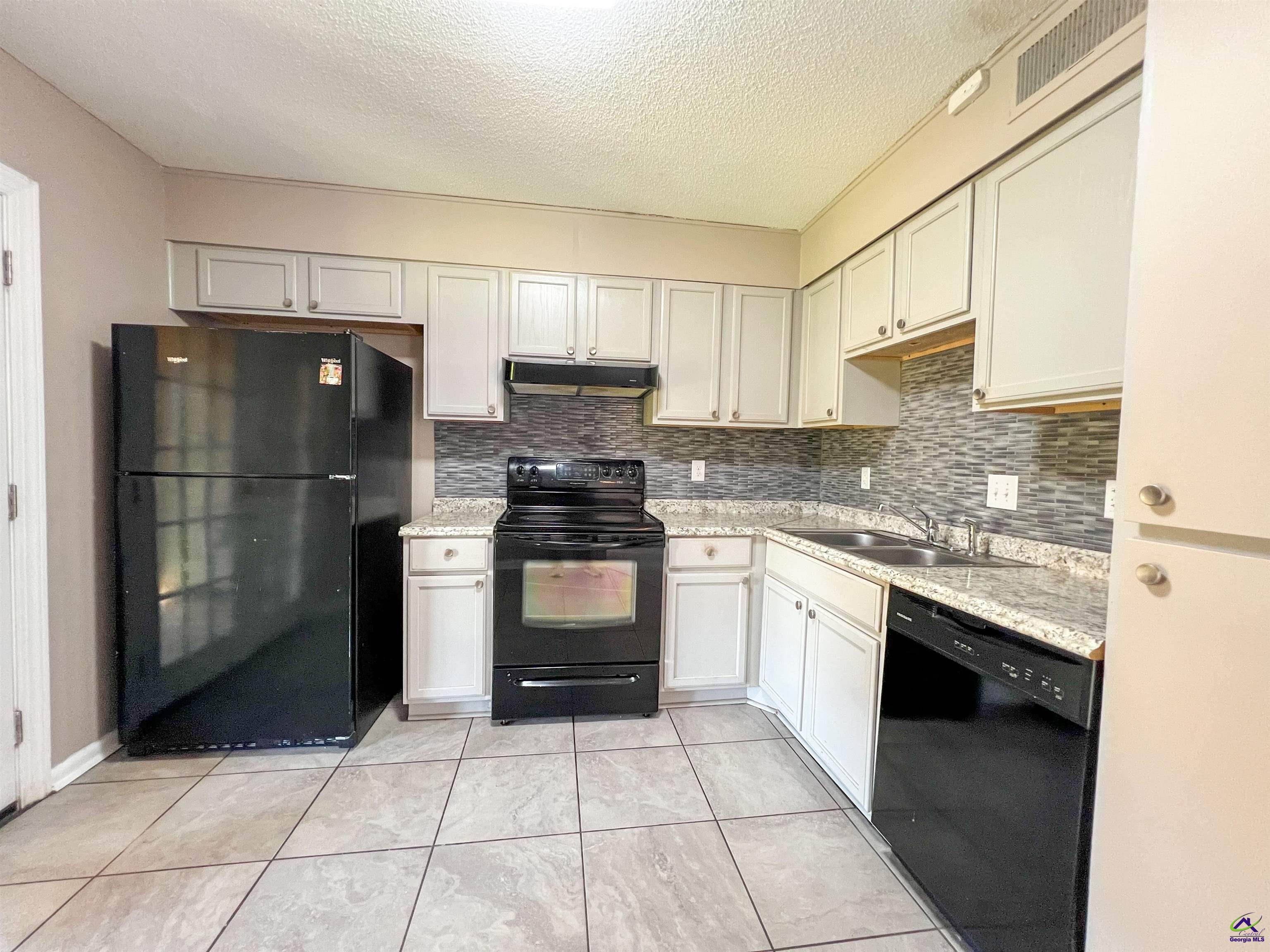 109 Stoneridge Dr.