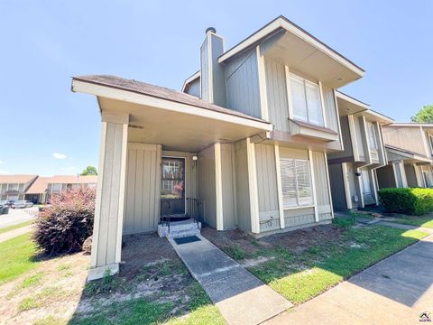 109 Stoneridge Dr. Warner Robins GA 31088