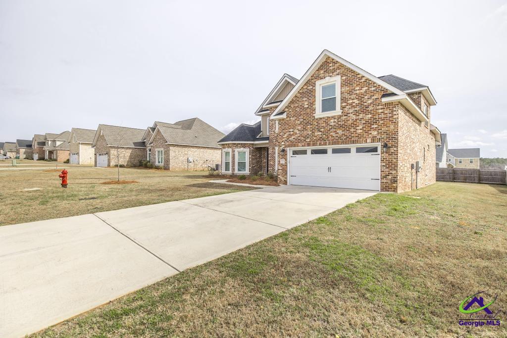 613 Jeffery Thomas Drive