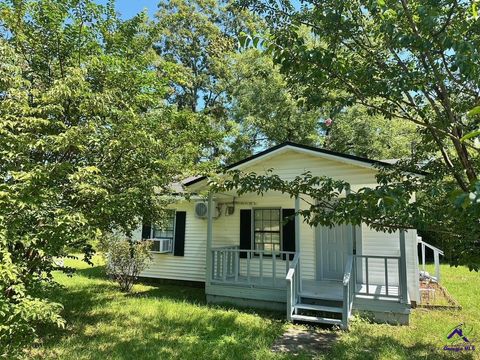 206 Margaret Street Fort Valley GA 31030