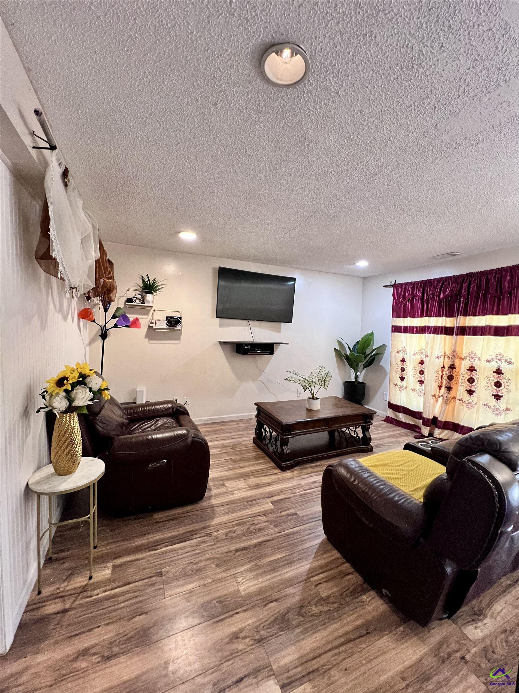 2608 Village Green Lane