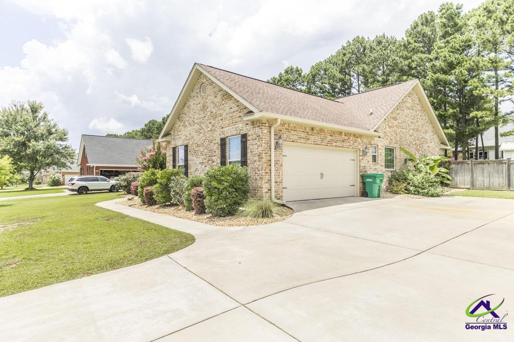 261 Hathersage Drive