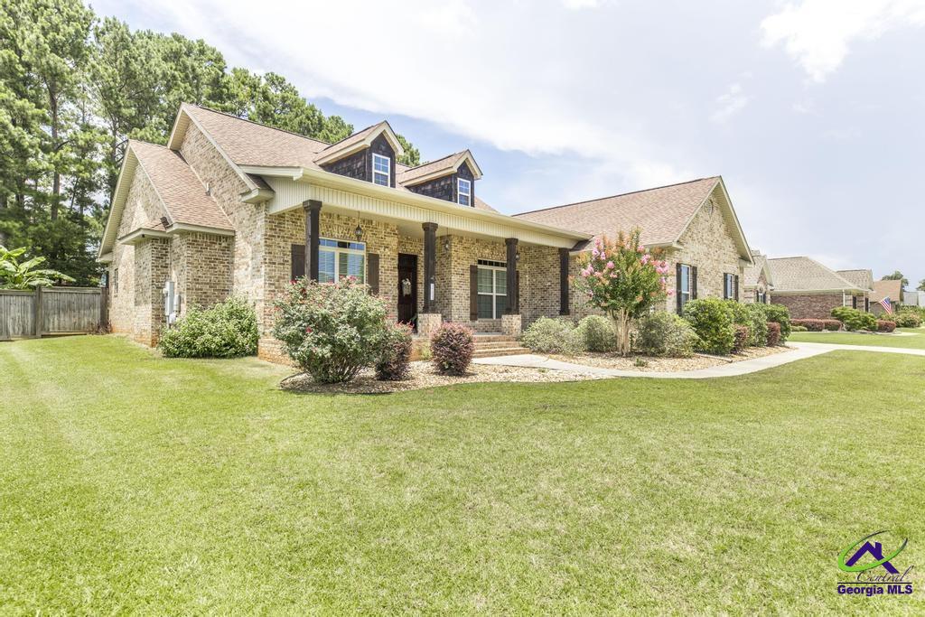 261 Hathersage Drive