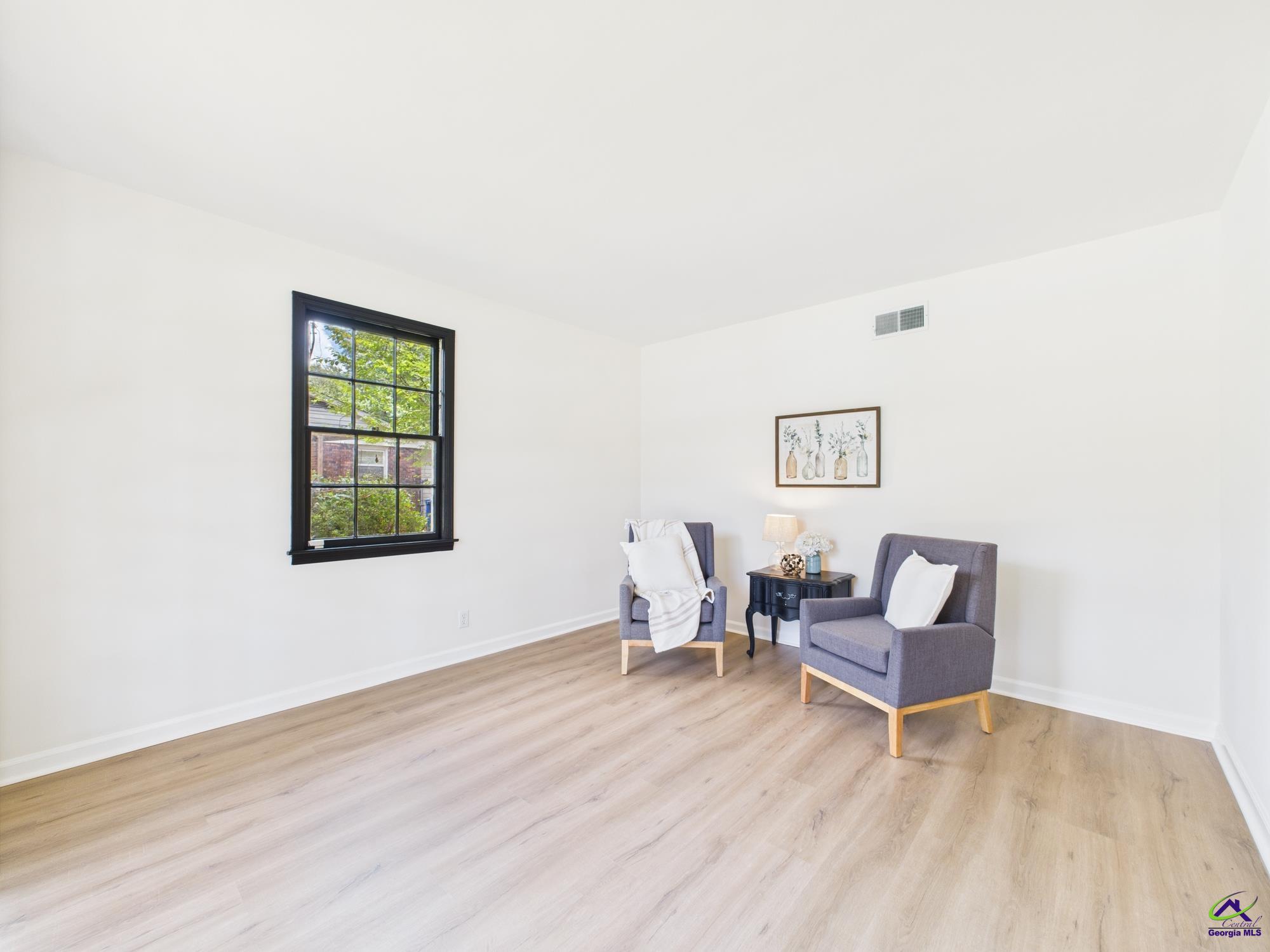 2350 Price Drive