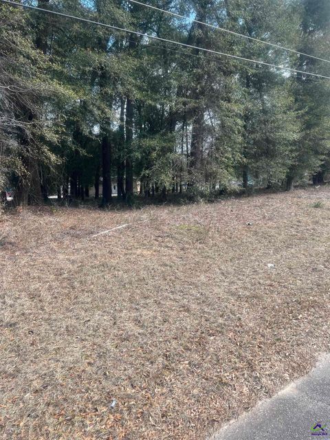 1012 King Boulevard Perry GA 31069