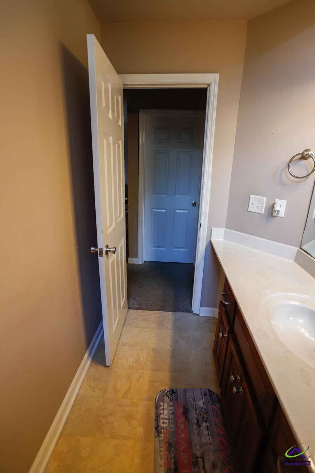 209 Ridgestone