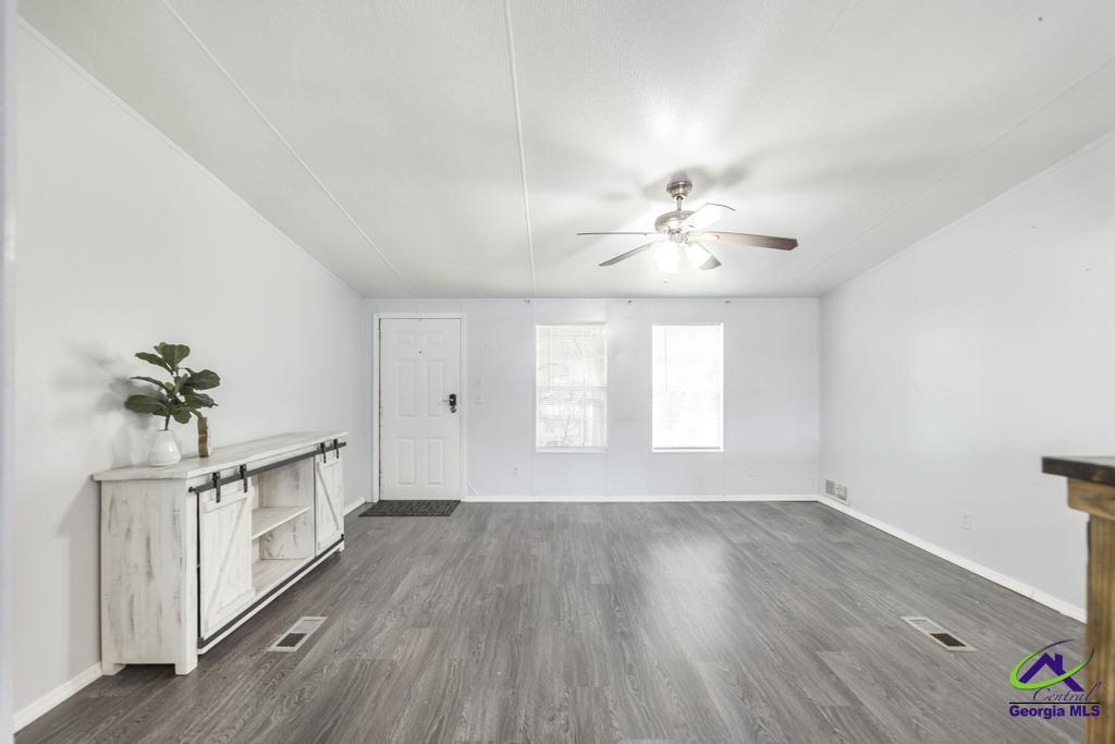 104 Colonial Drive