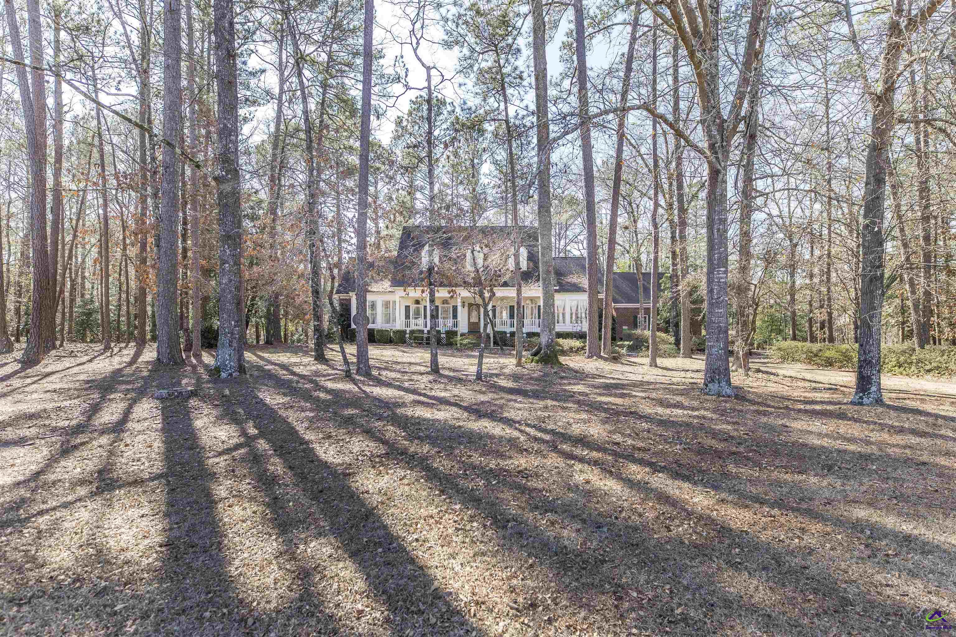 1528 hilltop Road