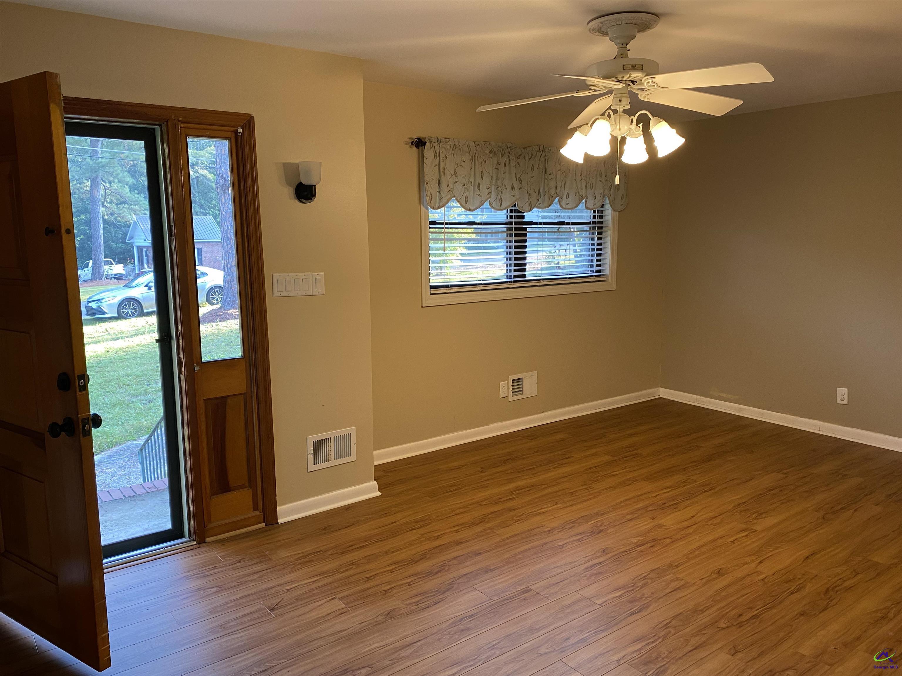 105 Pine Crest Drive