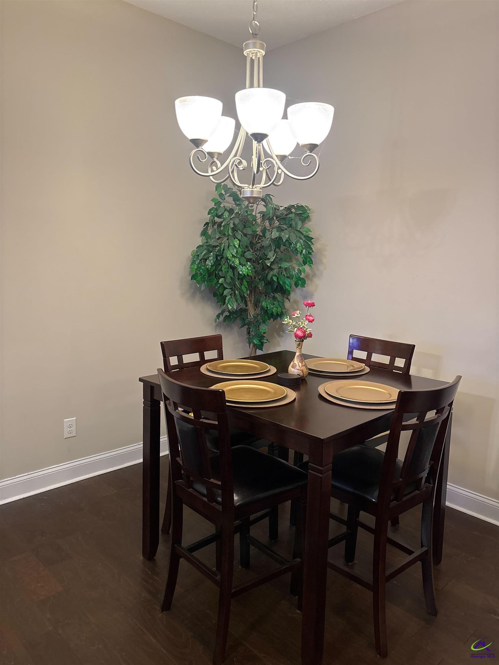 117 Hawks Ridge Trce