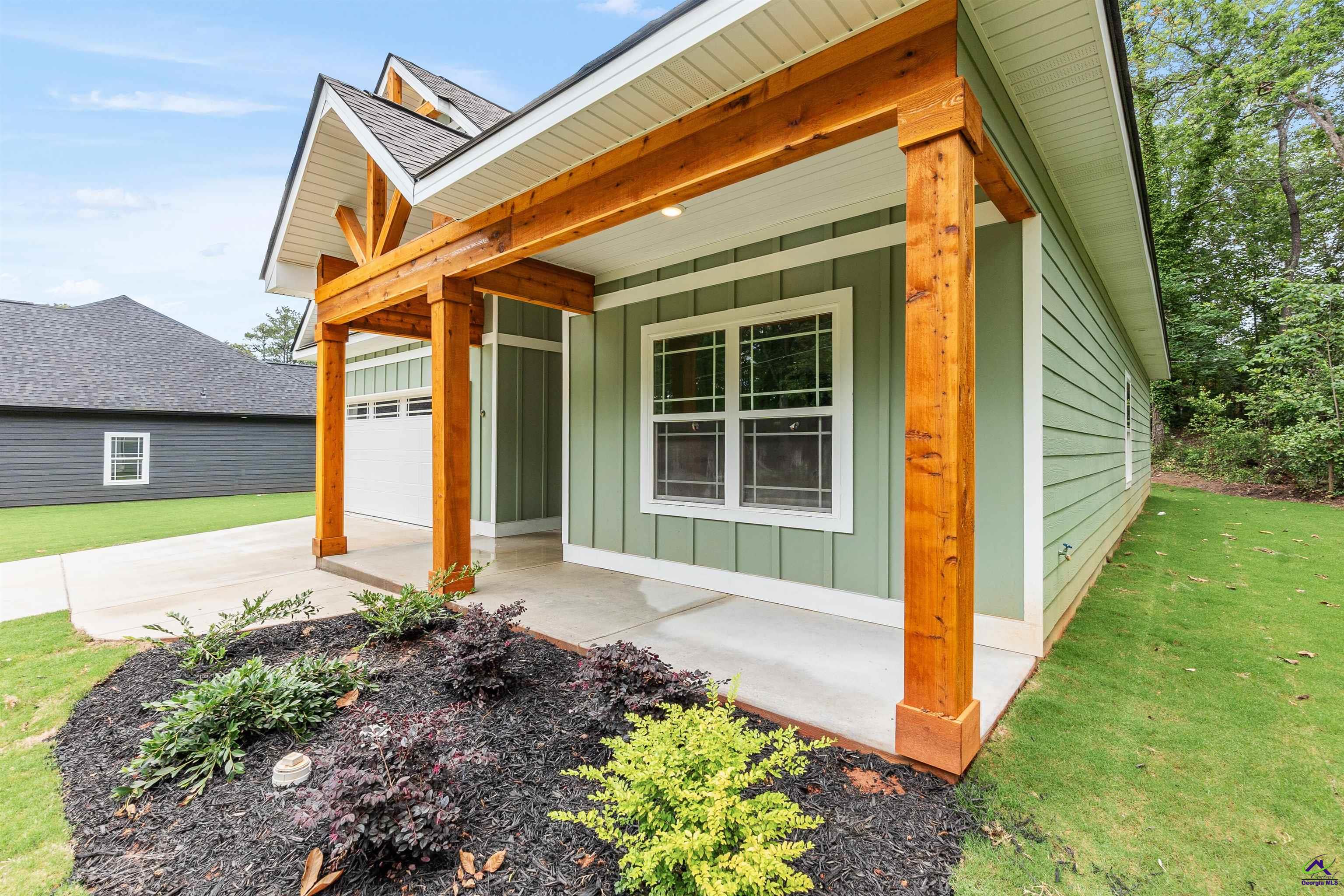 116 Friar Tuck Avenue