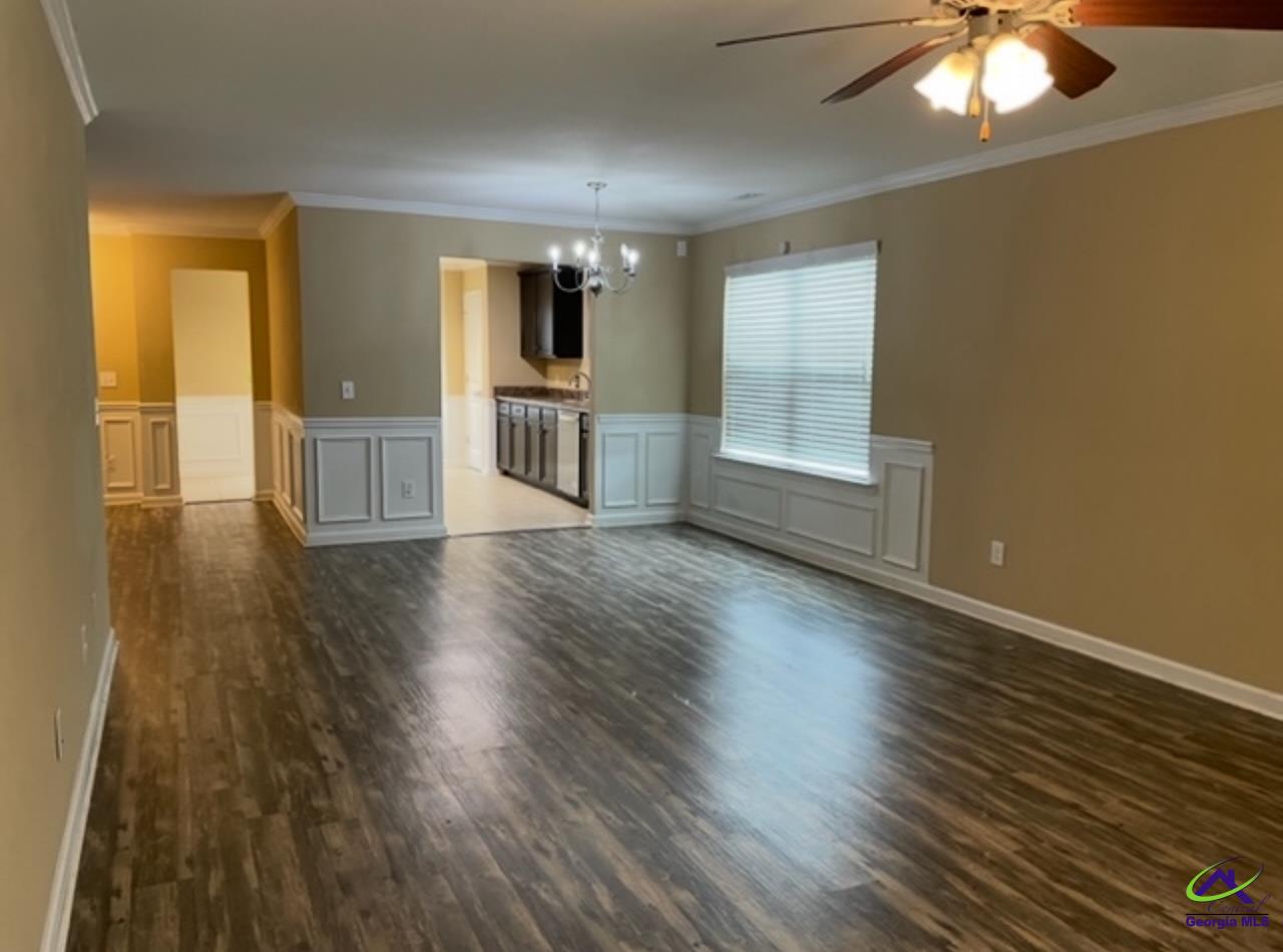 211 Edgarton Way