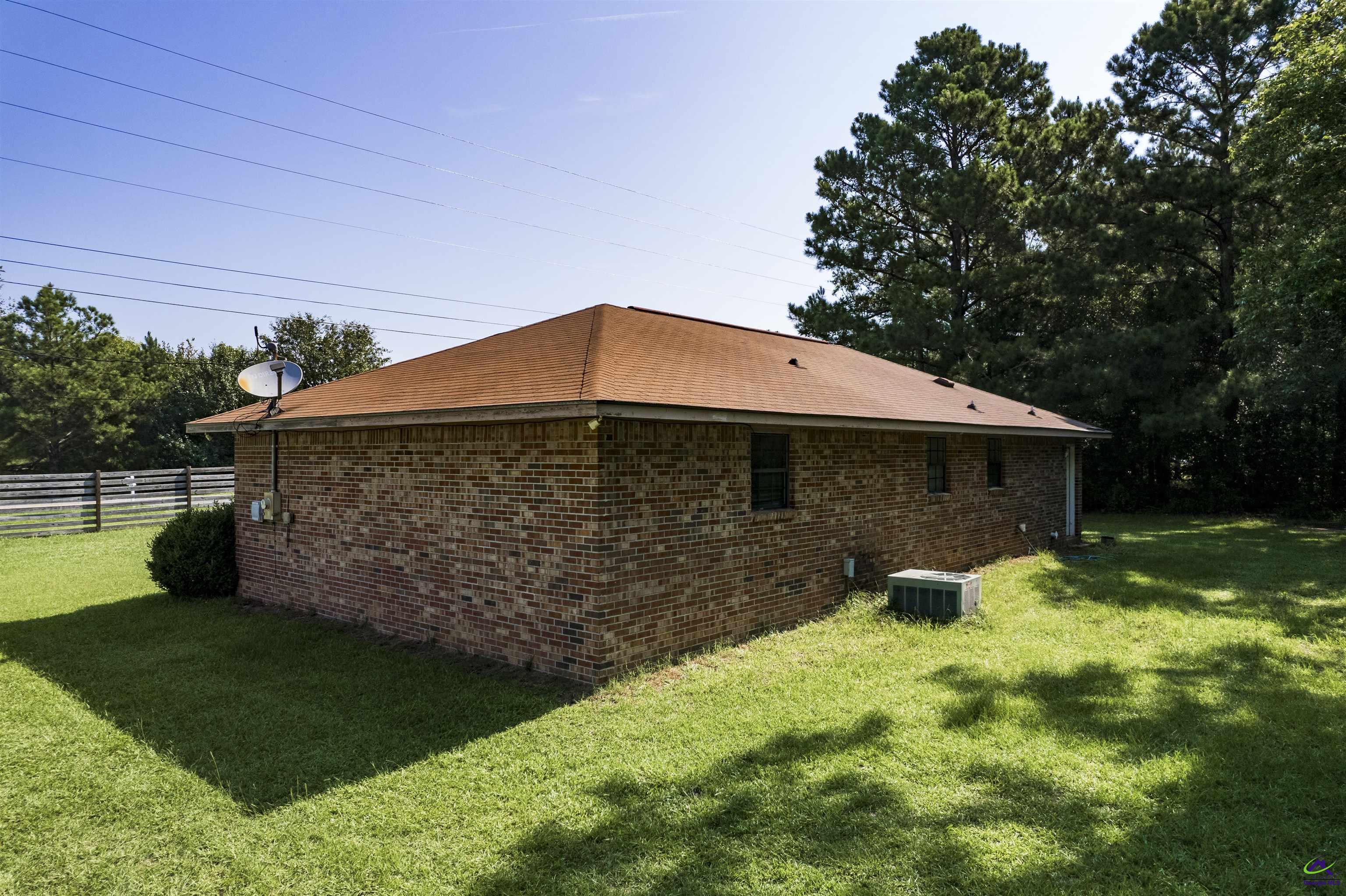 735 River Road
