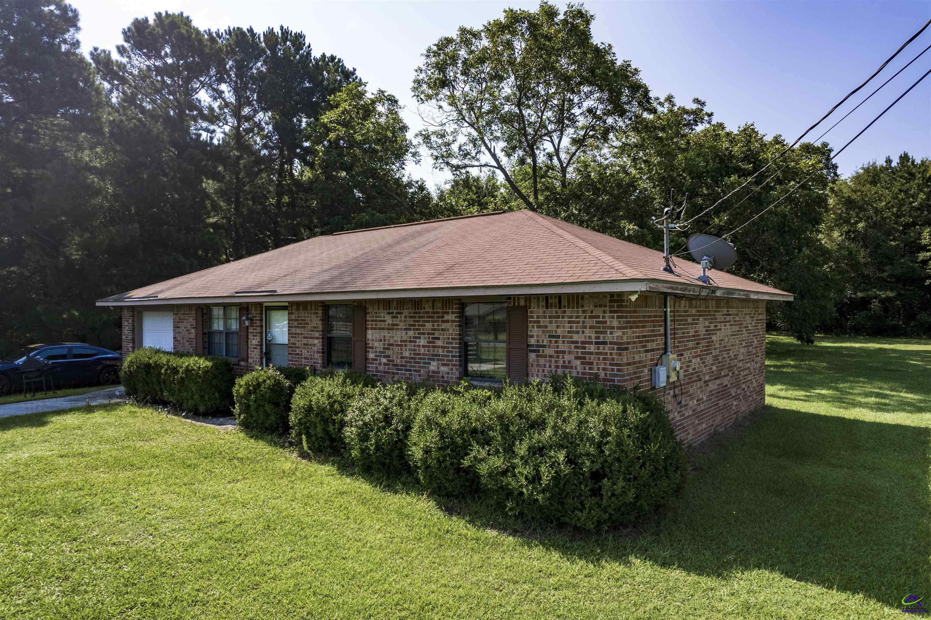 735 River Road