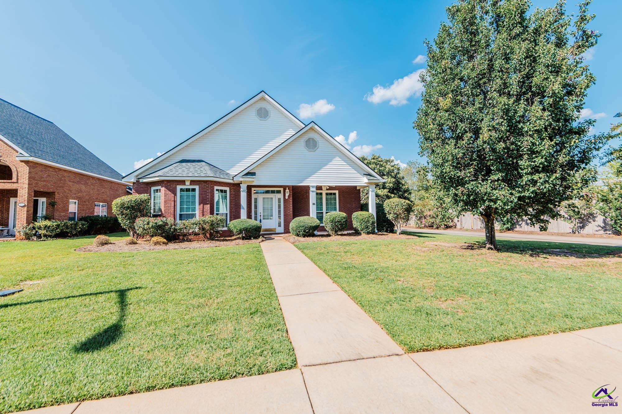 100 Jamestown Ct